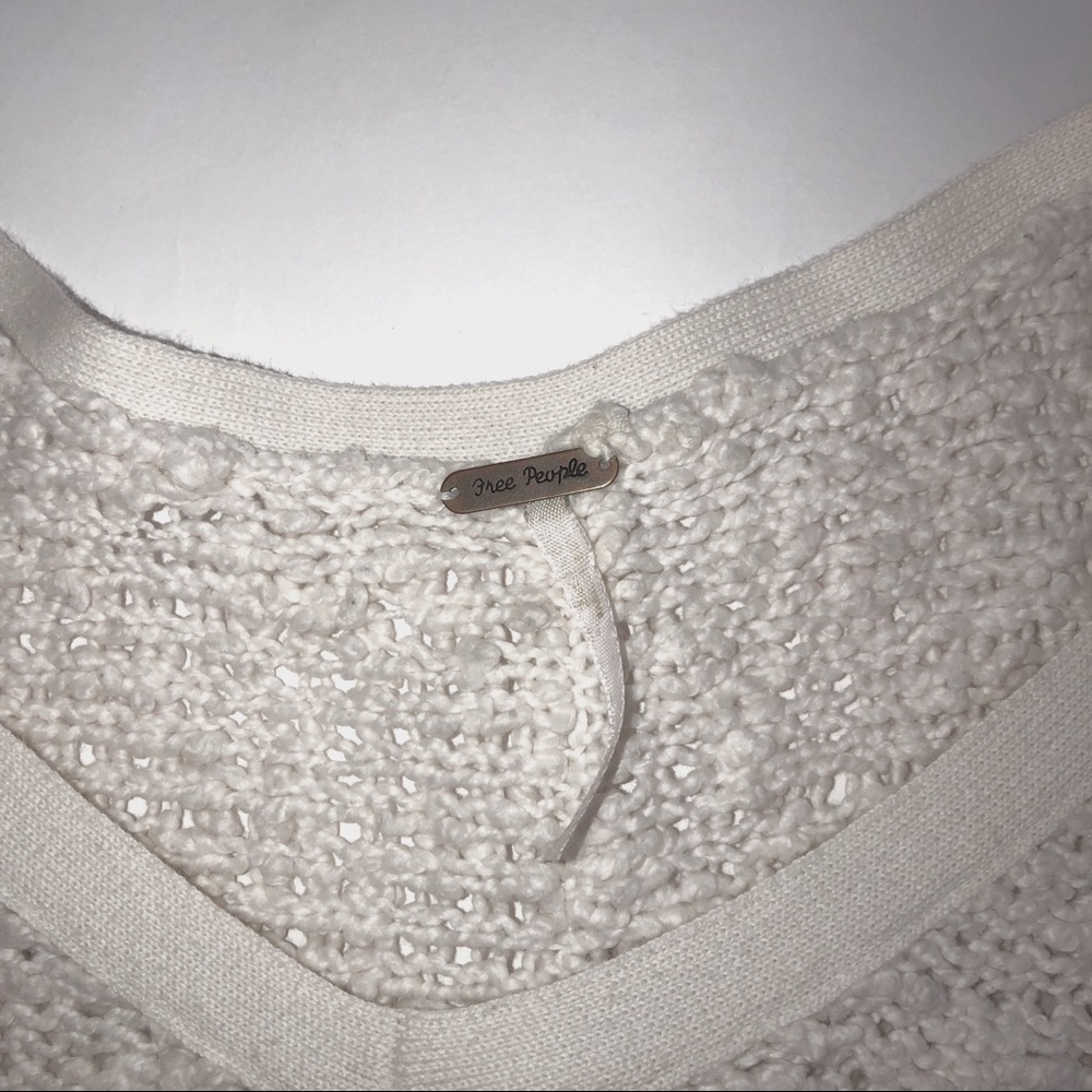 ⭐️FREE PEOPLE KNIT SWEATER⭐️ - Picture 4 of 6